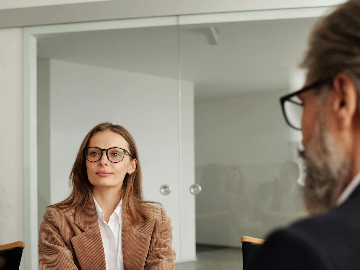 Réunion de travail entre partenaires et investisseurs