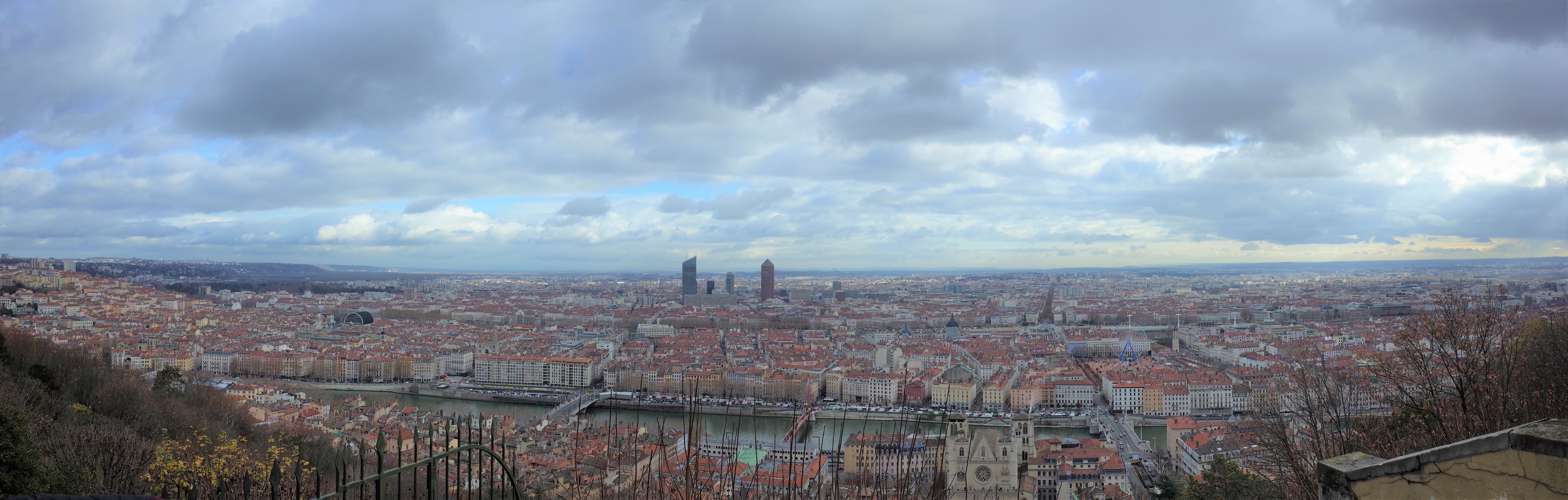 Vue de Lyon depuis Fourvière, patrimoine et quartiers historiques